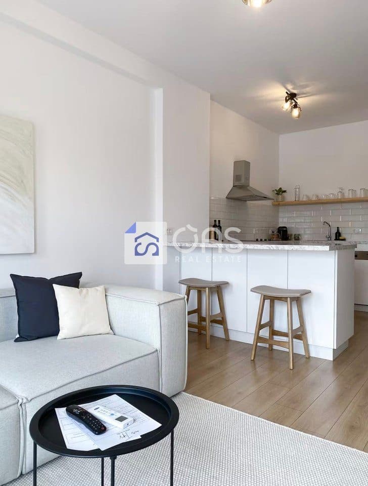 jepet me qira Apartament 1+1( me parkim) spaku 3