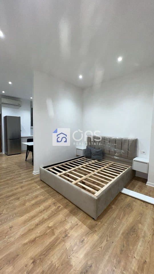 Jepet me qera garsionere tek Rruga e barrikadave 2