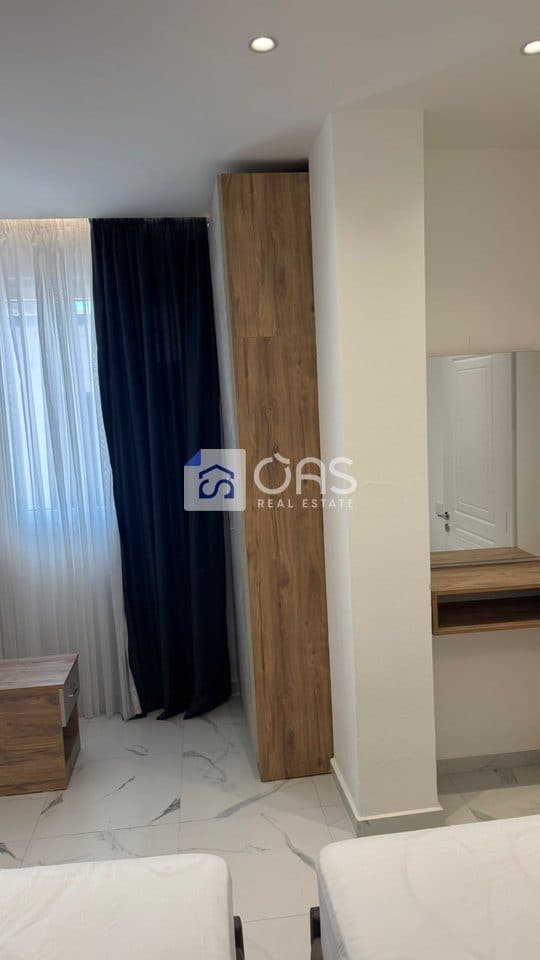 Jepet apartament me qera 1+1 5 Maj 3