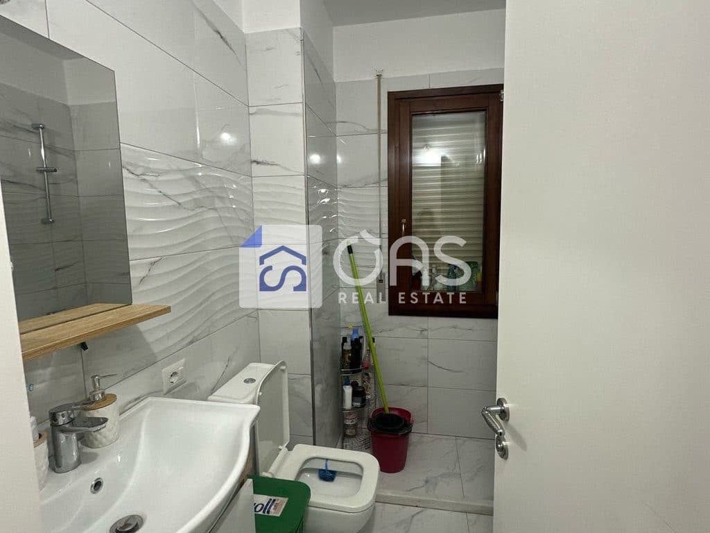Jepet me qera apartament 1+1 te Kopshti Botanik 2