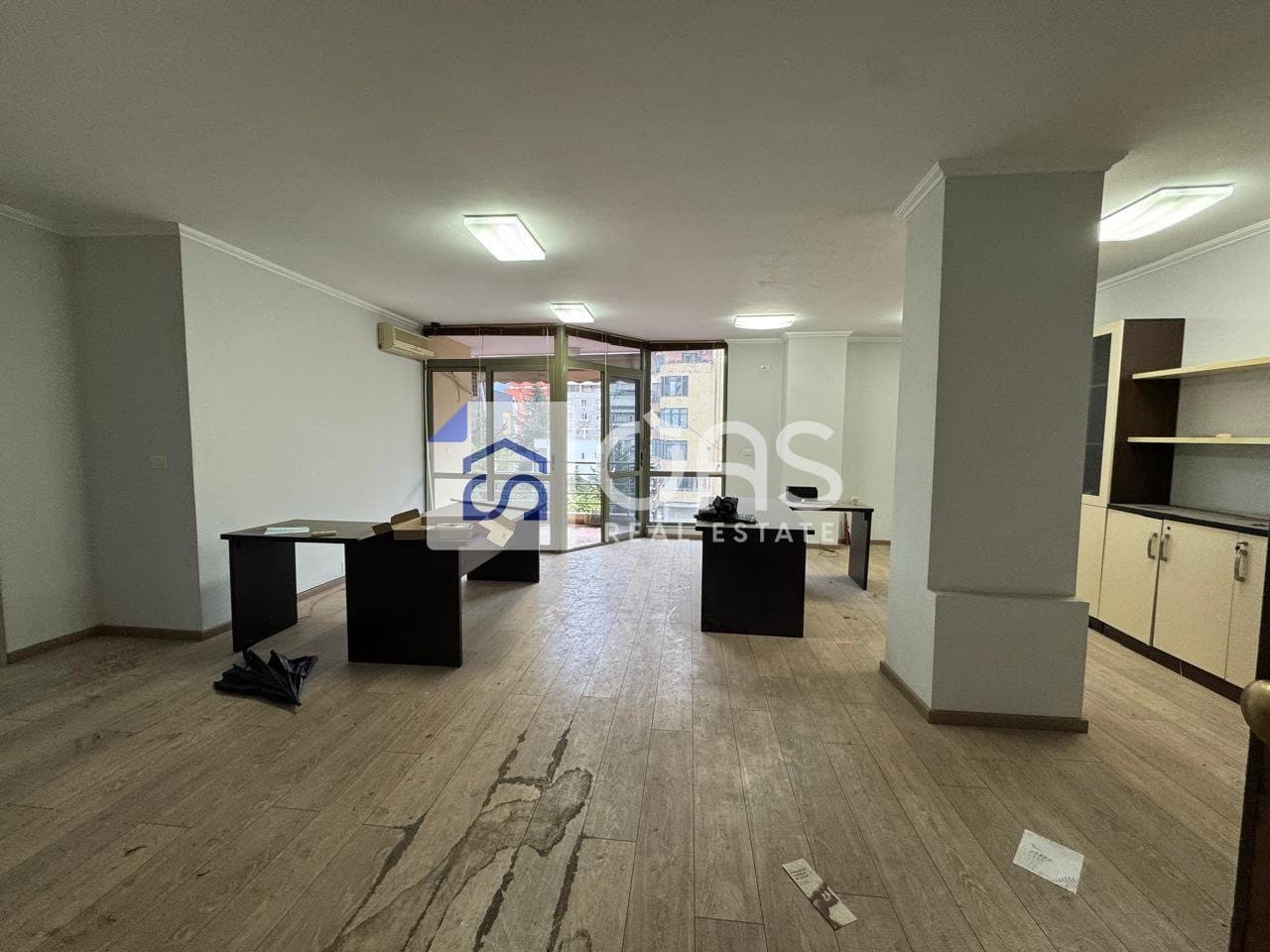 Shitet apartament 2+1 tek 21 Dhjetori