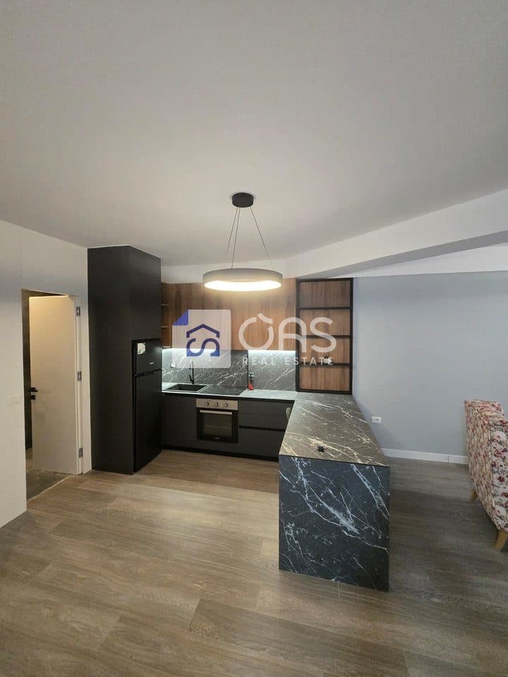 Jepet Apartament me qera 1+1 ASTIR (Perball bohemit)