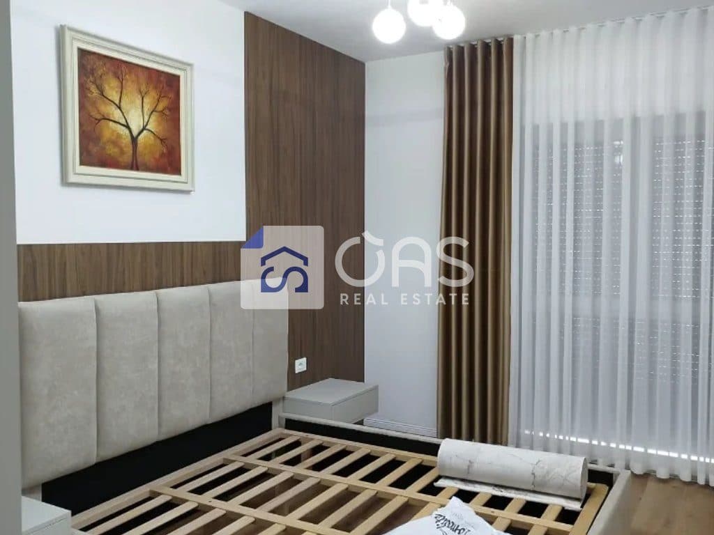 Jepet me qira apartamenti 1+1 Te Pazari i ri 3