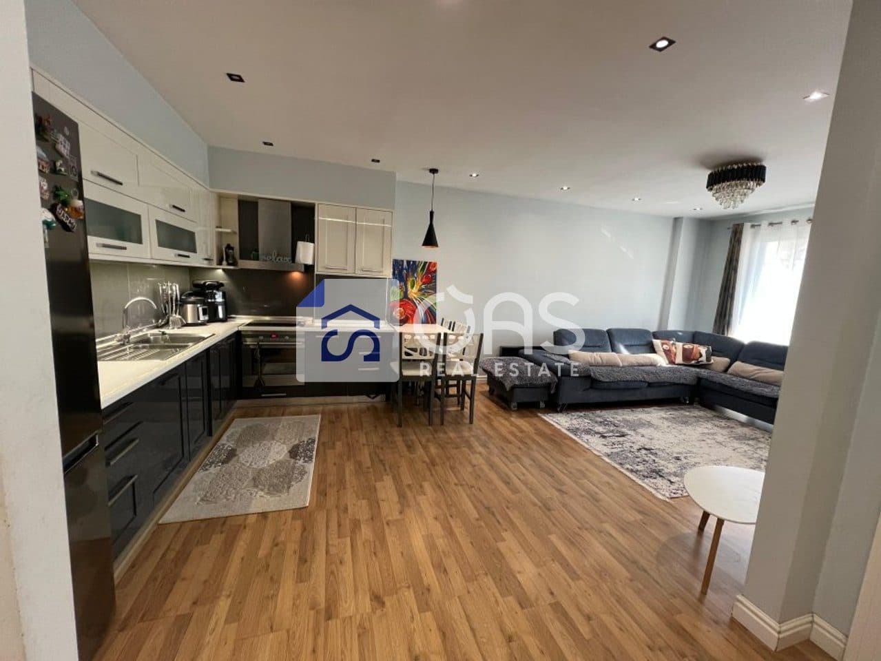 Jepet apartament 2+1 me qera ne Astir