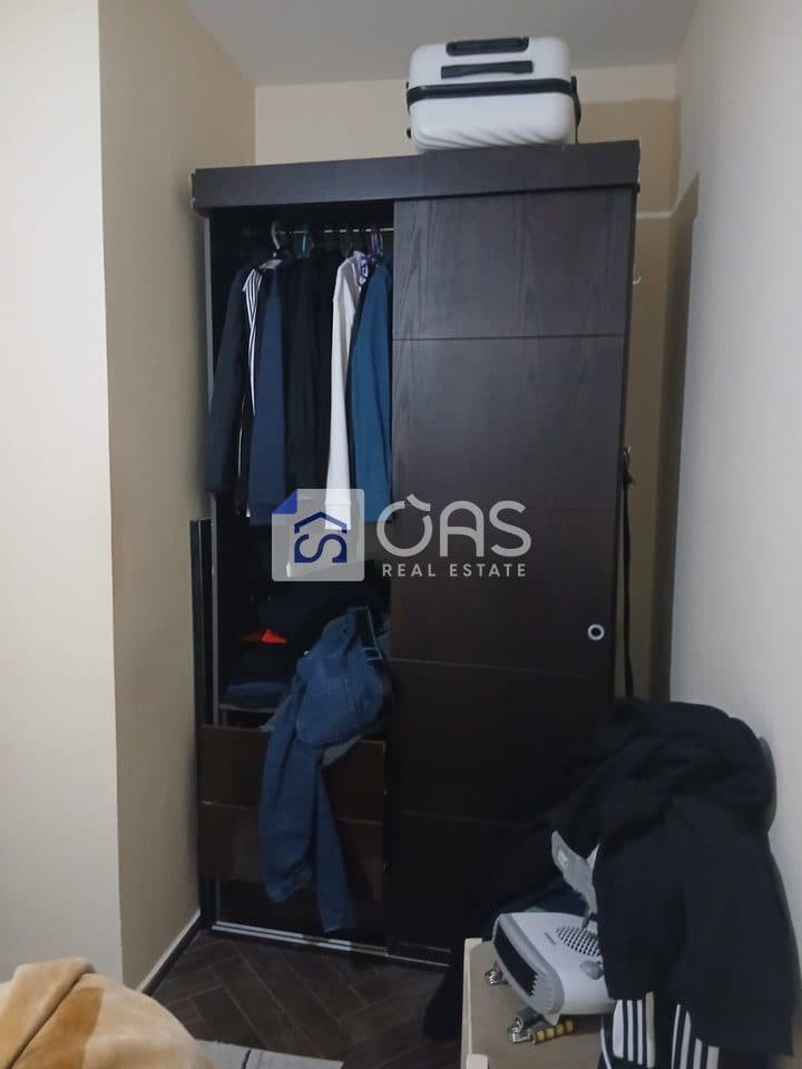Jepet Apartament me qera 2+1 prane kristal center (big market ) 4