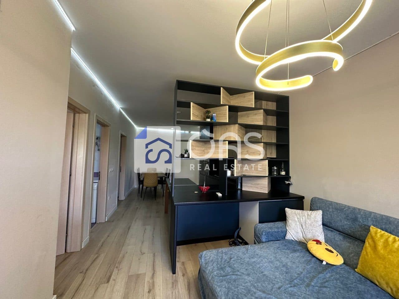 Jepet apartament me qera 2+1 Ne Fresk