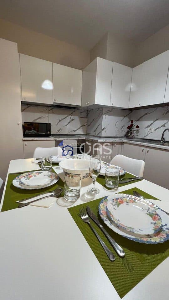 Jepet me qera apartament 2+1 ne Bllok