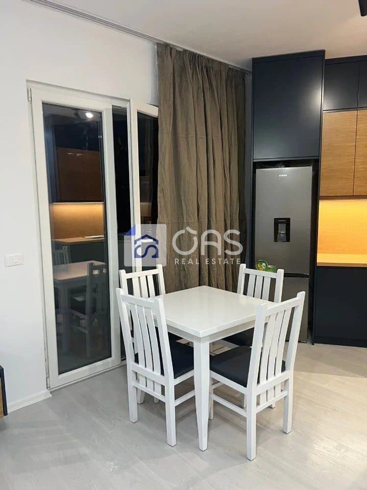 Jepet me qera apartamenti 1+1 Ne Astir(River Residence)
