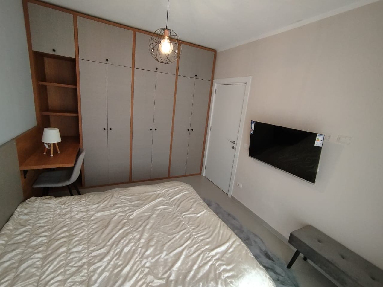 Jepet me qera apartament 1+1+Parking tek Univers City 4