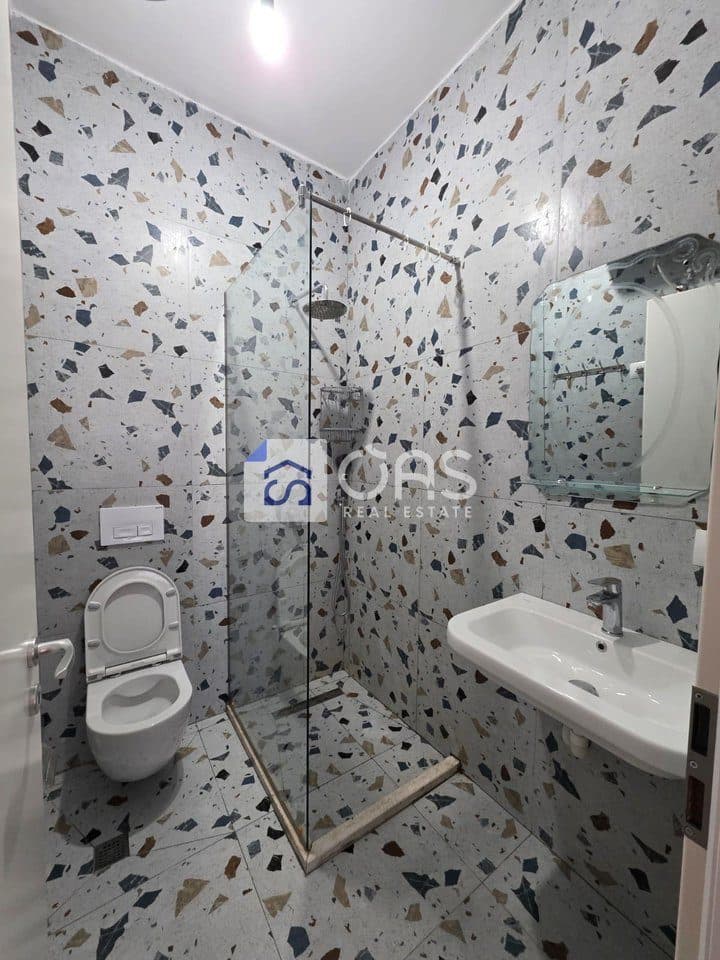 Jepet me qera apartament 1+1 ne Ali Dem 3