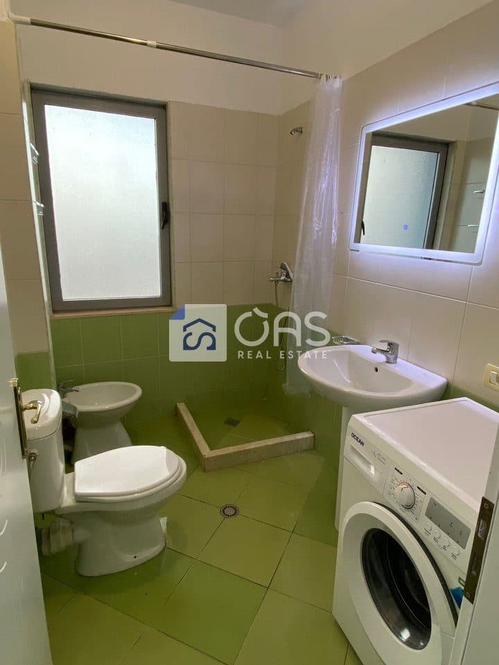 Jepet apartament me qera 1+1 Astir 3