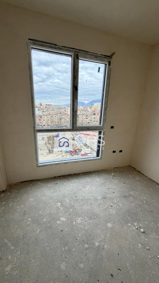 Shitet apartament 3+1+2 ne Ali Demi 4