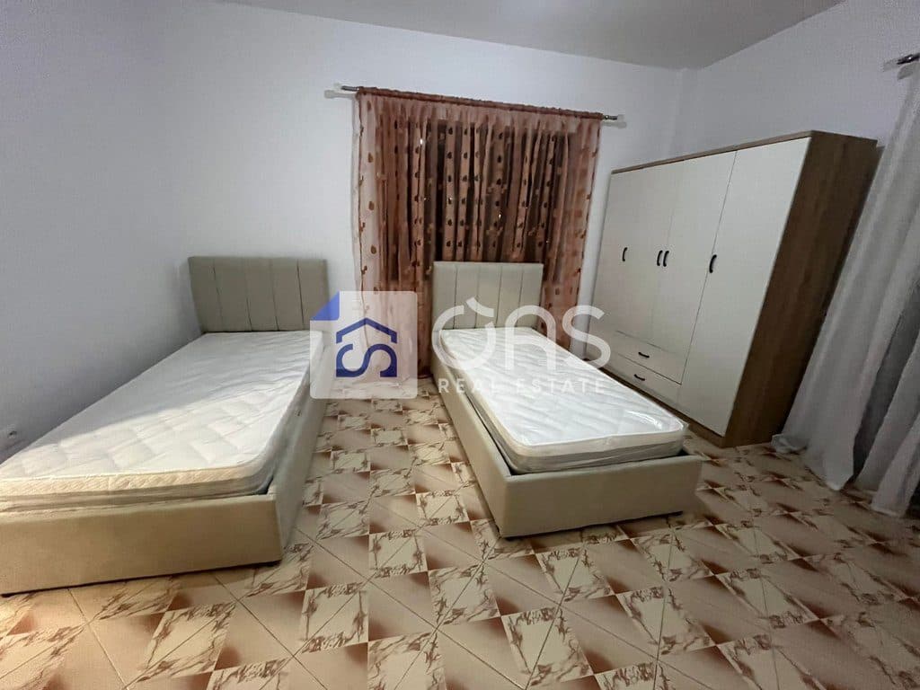 Jepet me qera apartamenti 1+1 siper vilave gjermane 2