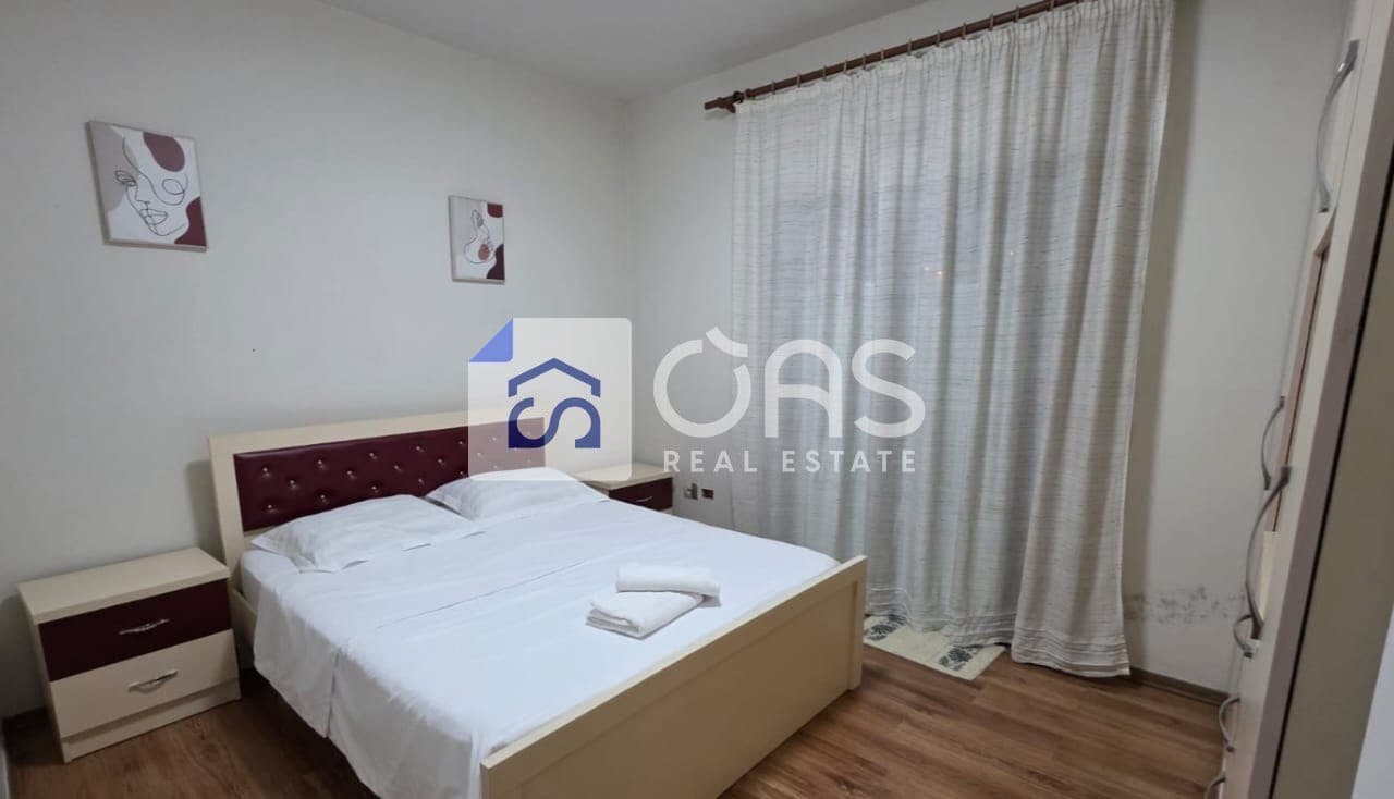 Jepet apartament me qera 1+1 Rruga E Elbasanit