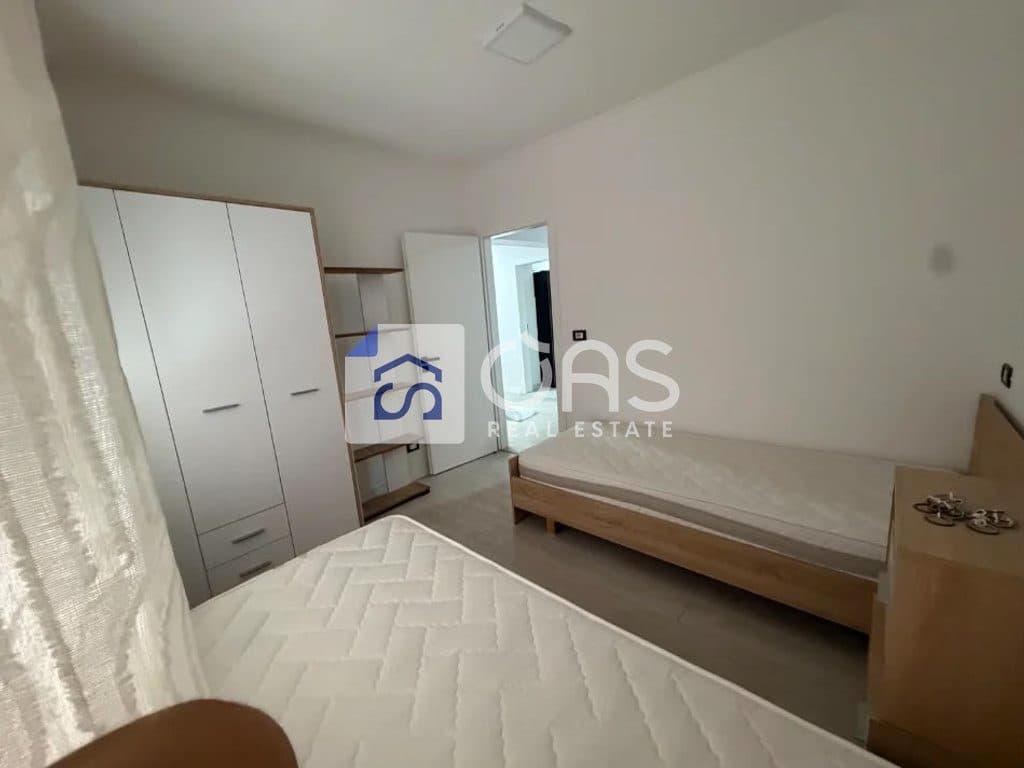 Jepet apartament me qera 2+1 Tek Shkolla Mihal Grameno 4