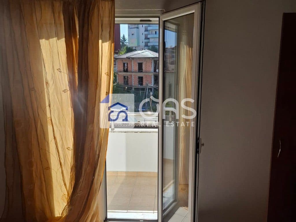 Jepet me qera Apartamenti 1+1 Selit 4