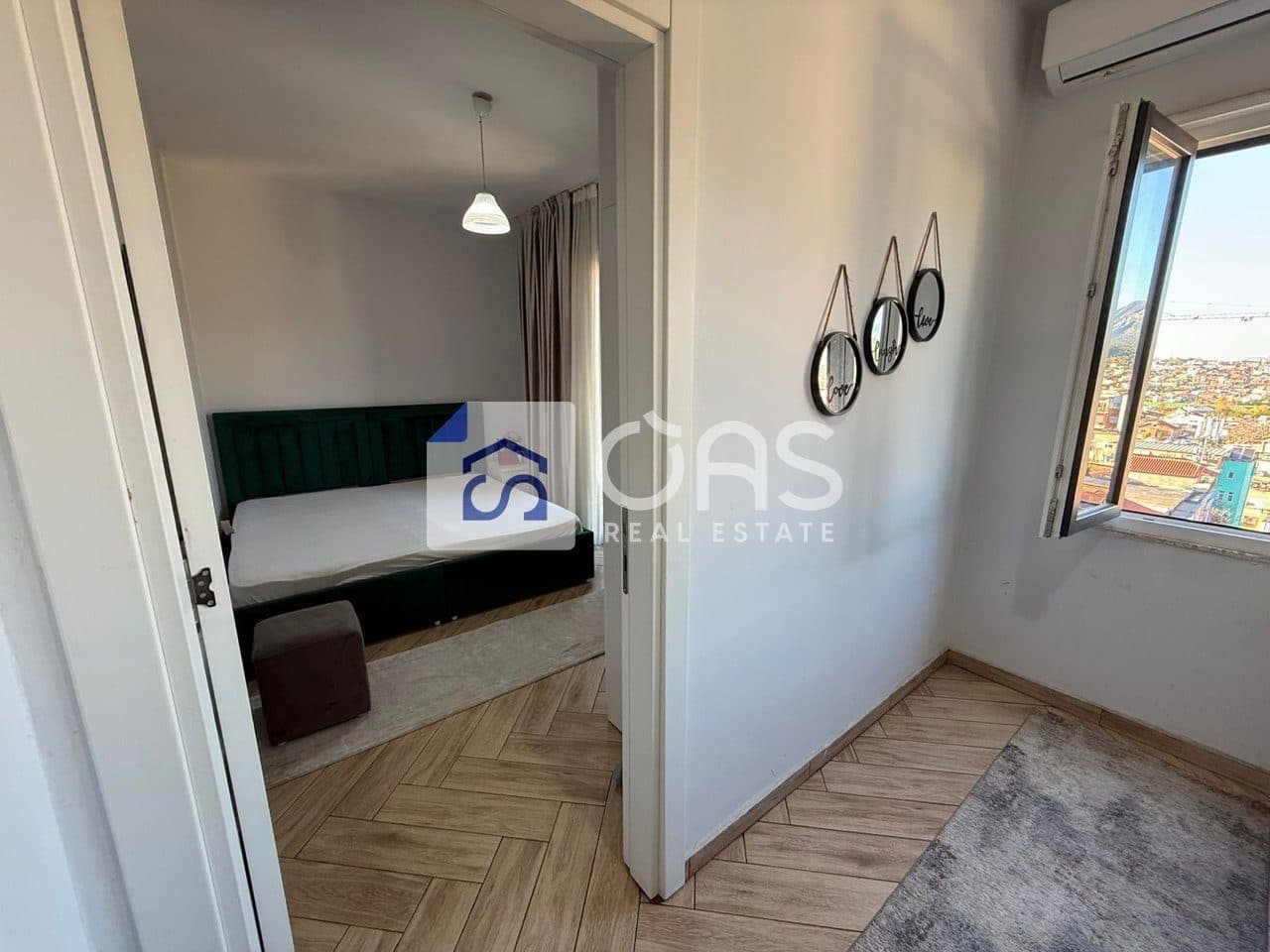 Jepet apartament me qira 1+1 tek Rruga e Dibres 4