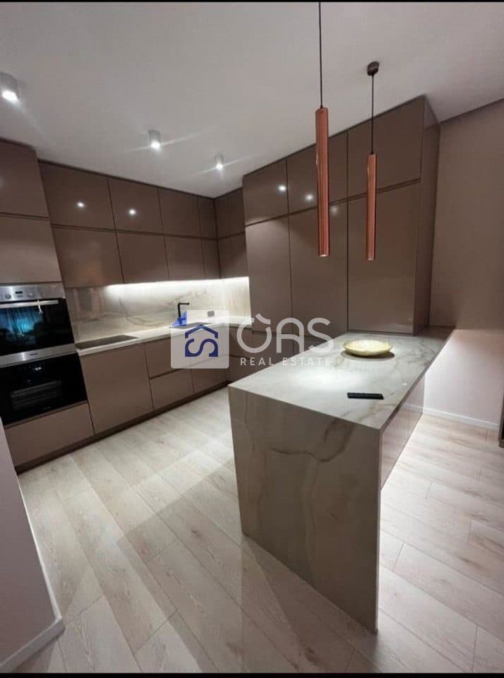 Shitet apartament 2+1+2 tek Liqeni Artificial 2