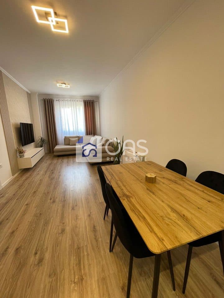 Jepet me qera apartament 1+1 LAPRAK (KOMPLEKSI E 88) 3
