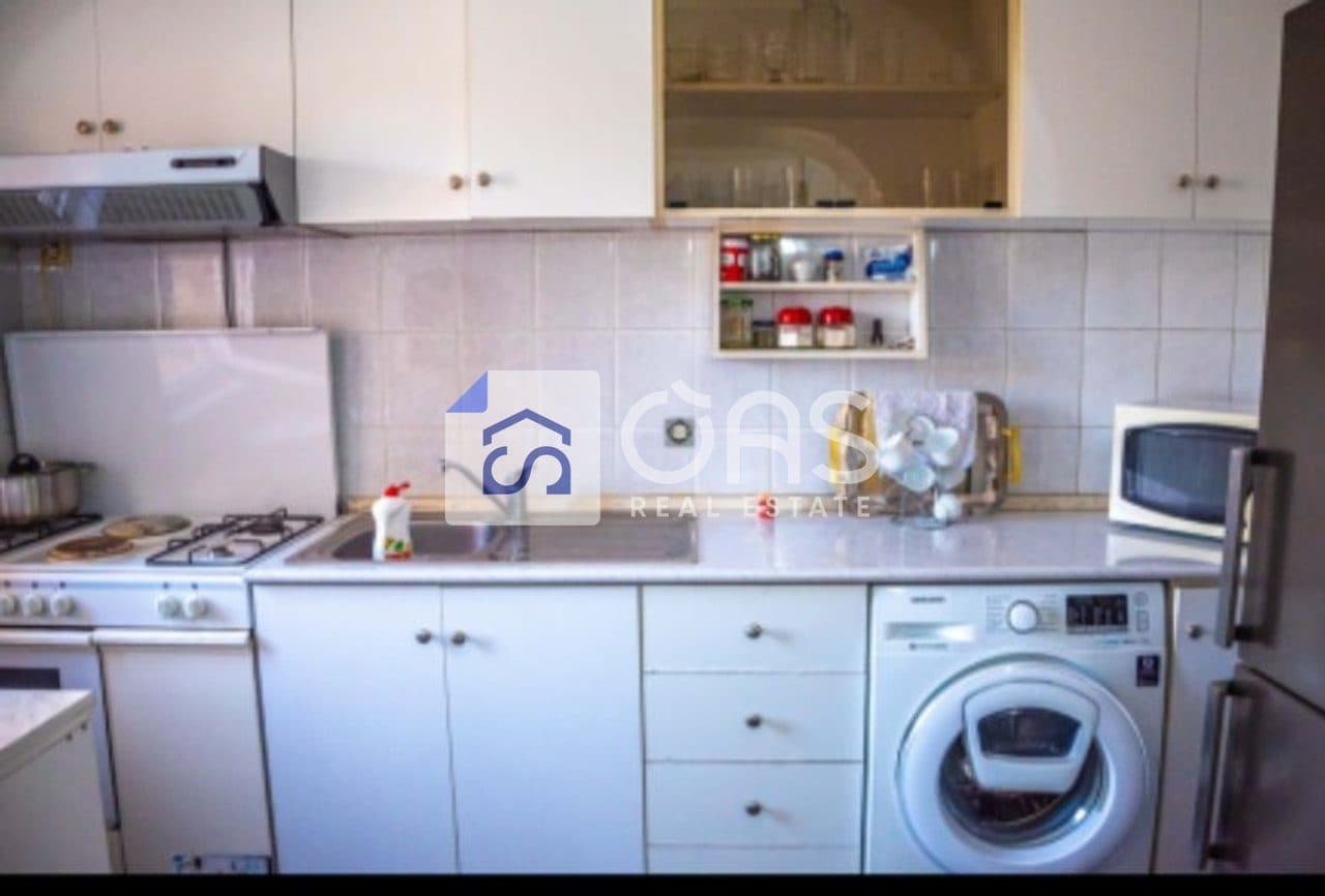 Jepet apartament me qera 2+1 ne Pazari i Ri 2