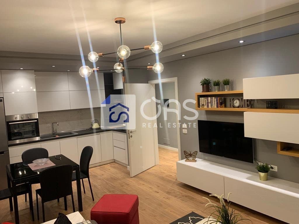 Jepet me qera Apartamenti 2+1+2 Te 21 Dhjetori