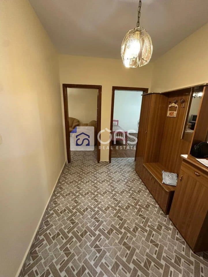 Jepet Apartment me qera 3+1 zogu i pare (fakulteti i shkecave te natyres)