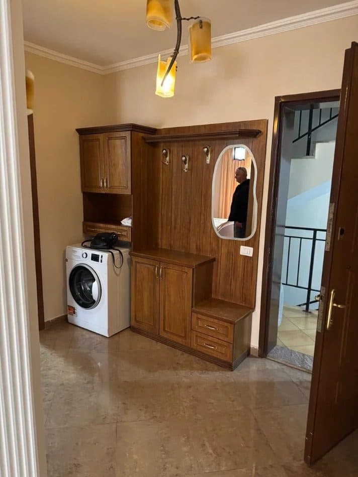 Jepet apartament me qera 1+1 Sheshi Willson 3