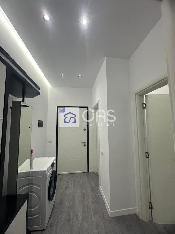 Jepet me qera apartament 1+1 tek Stadiumi Air Albania. 4