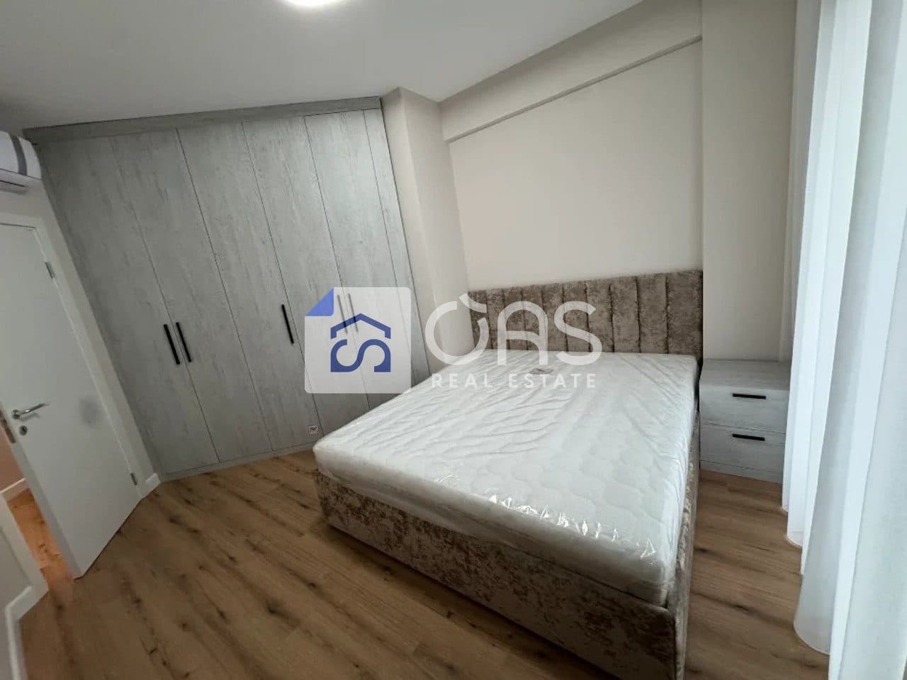 jepet me qera apartament 1+1 tek Liqeni i Thate 3