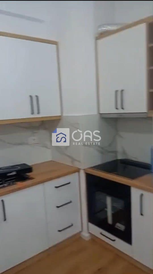 Jepet me qera apartament ne Ali dem. 3