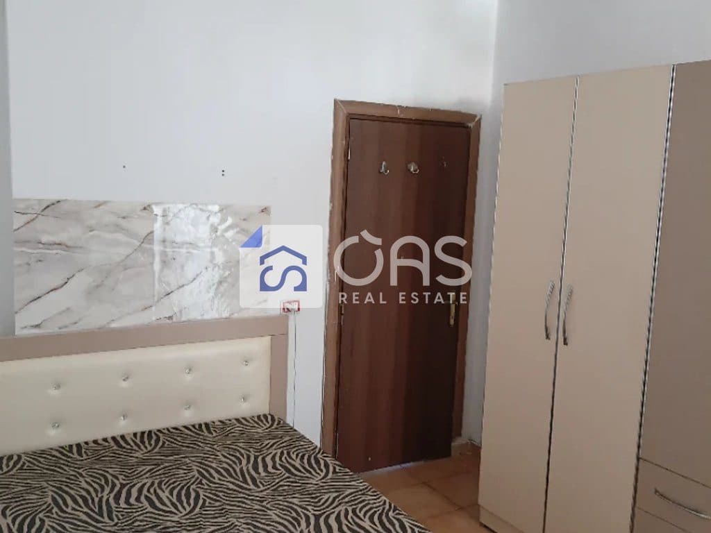 Jepet me qera Apartamenti 2+1 Rruga e kavajes 4