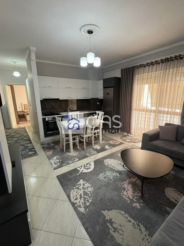 Jepet apartament me qera 1+1 ne Don Bosko 600 euro 4
