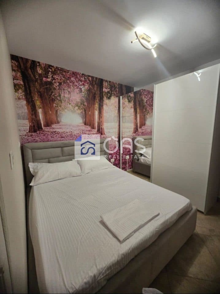 Jepet me qera apartament 1+1 Rruga Barrikadave 2