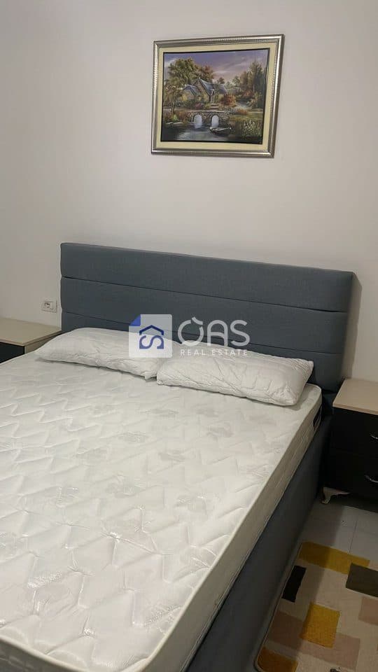 jepet me qira apartamenti 2+1+2 me parkim 5 Maj 3