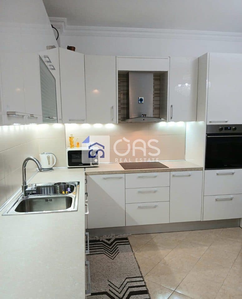 Jepet apartament me qera 2+1 ne Fresk 2