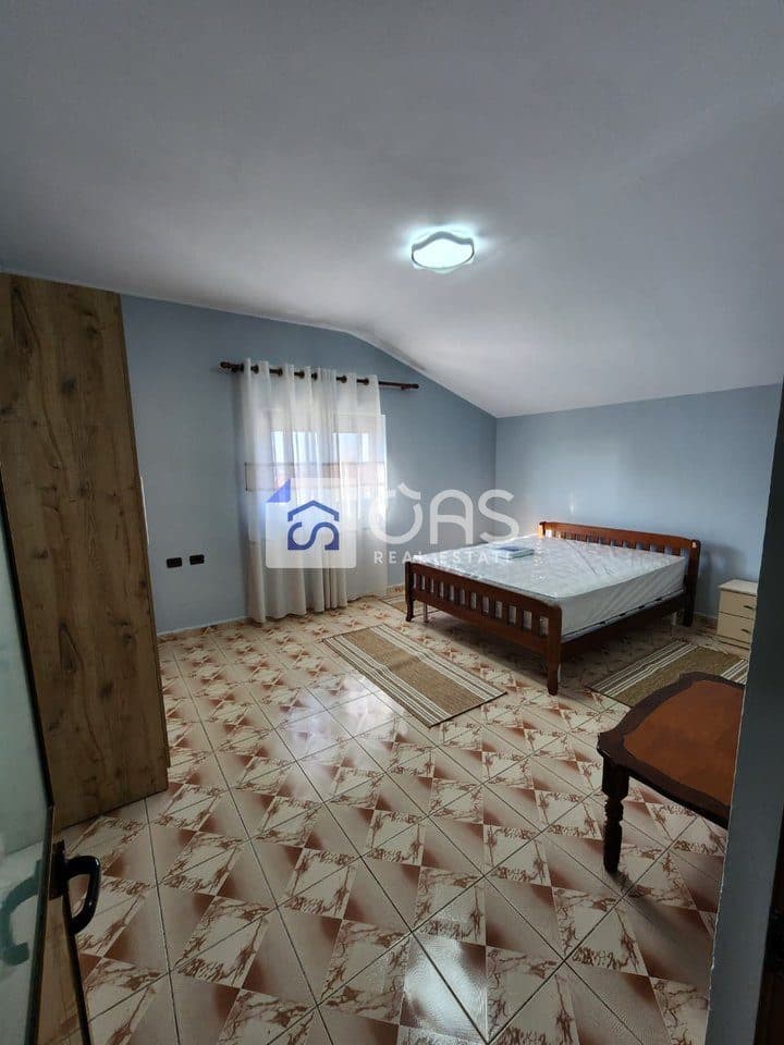 Jepet me qera apartament 2+1 4