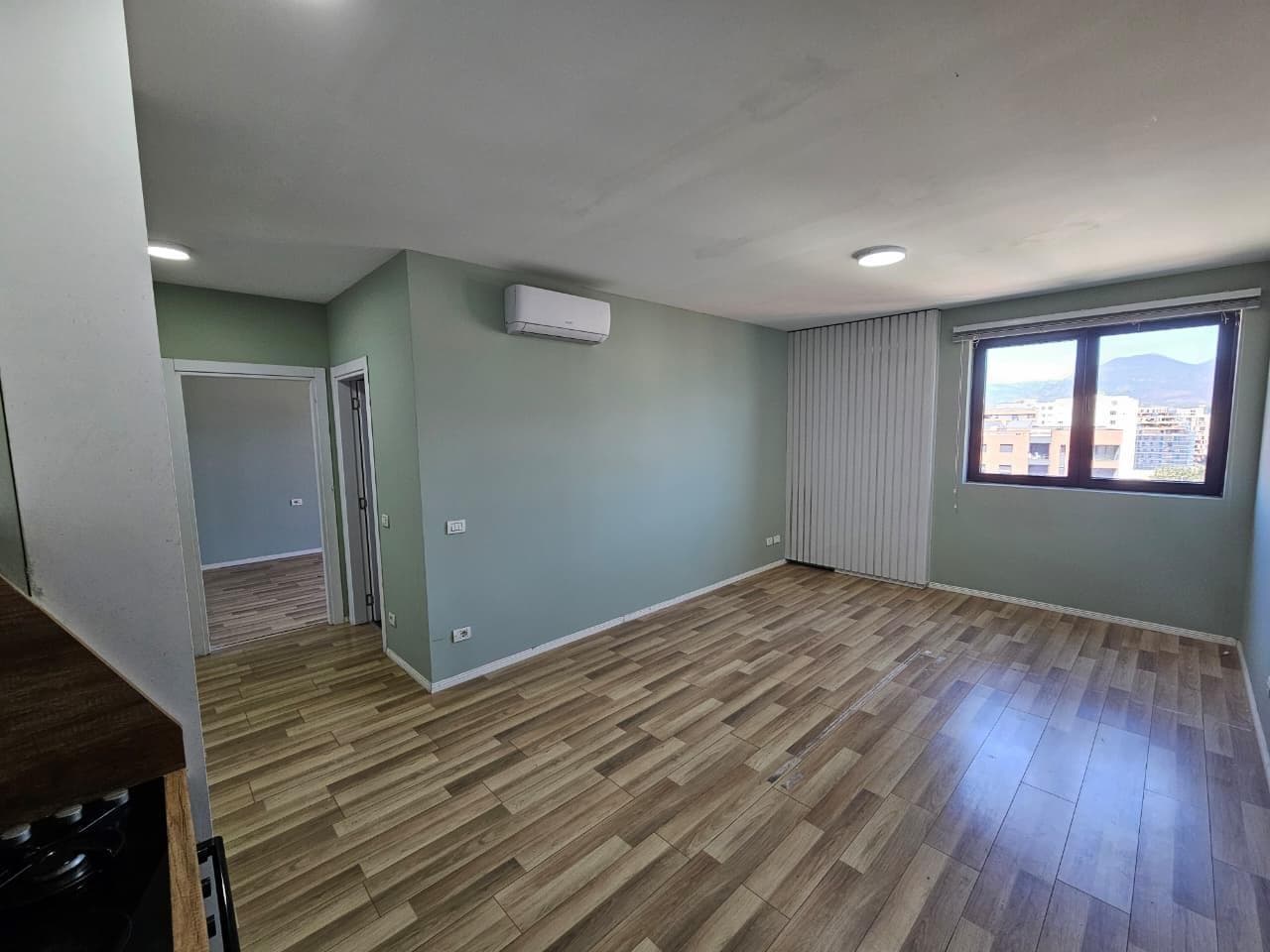 Jepet me Qera Apartament 1+1 Ne astir 4