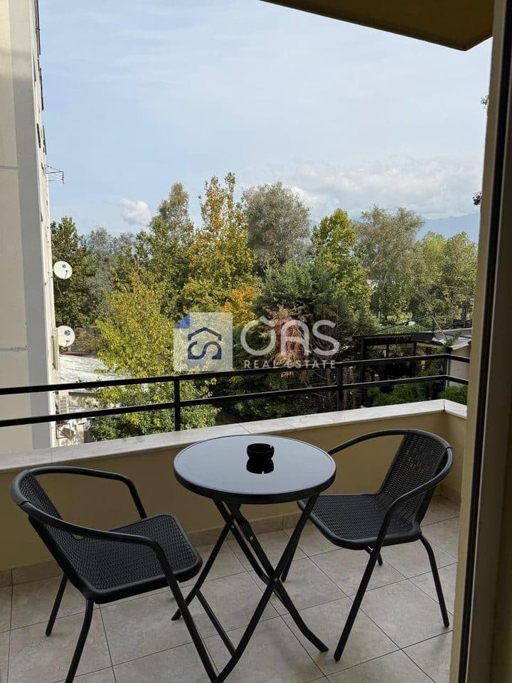 Jepet apartament me qera 1+1 tek Liqeni Artificial 4