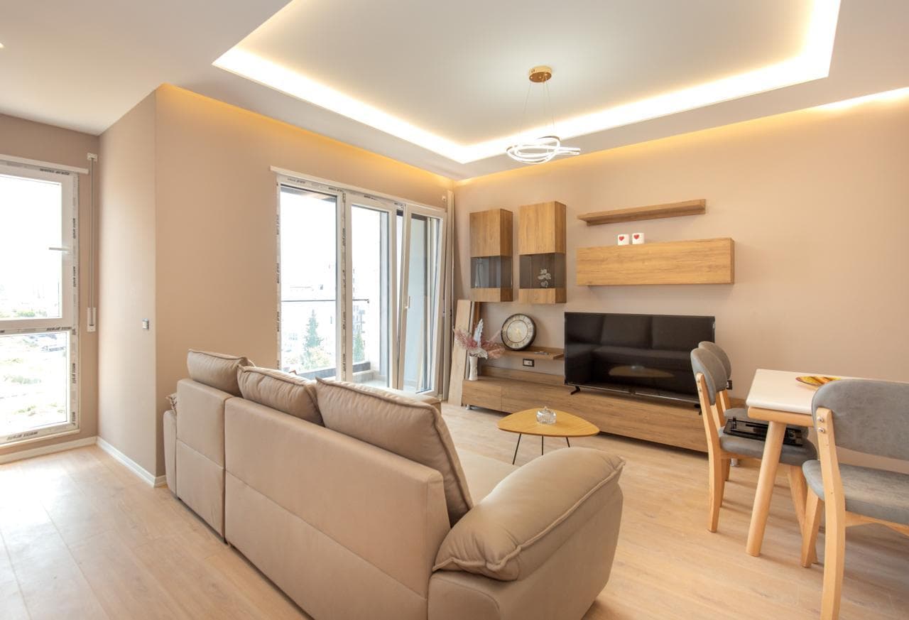 Jepet me Qera Apartament 1+1 Tek Bulevardi i Ri 3