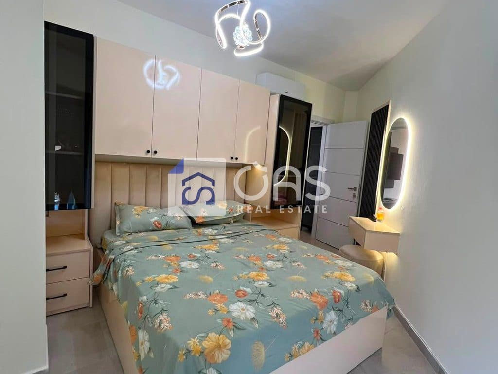 Jepet me qera Apartamenti 1+1 me post parkimi Selvia