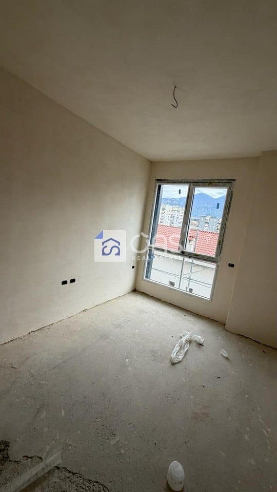 Shitet apartament 2+1+2 ne Ali Demi 3