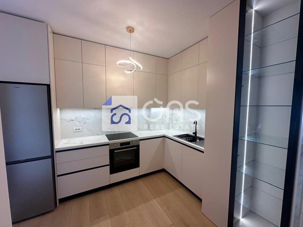 Jepet me qera apartament 2+1+2 te Rruga e Elbasanit 3