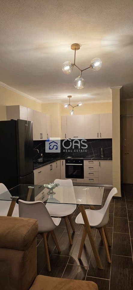 Jepet apartament me qera 2+1+2 tek Misto Mame 2