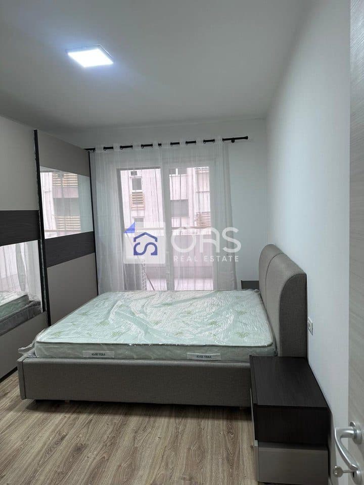 Jepet apartament me qera 1+1 ne Laprake 3