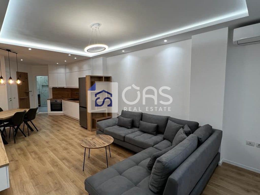 Jepet me qera apartament 1+1 Xhamia e tabakev