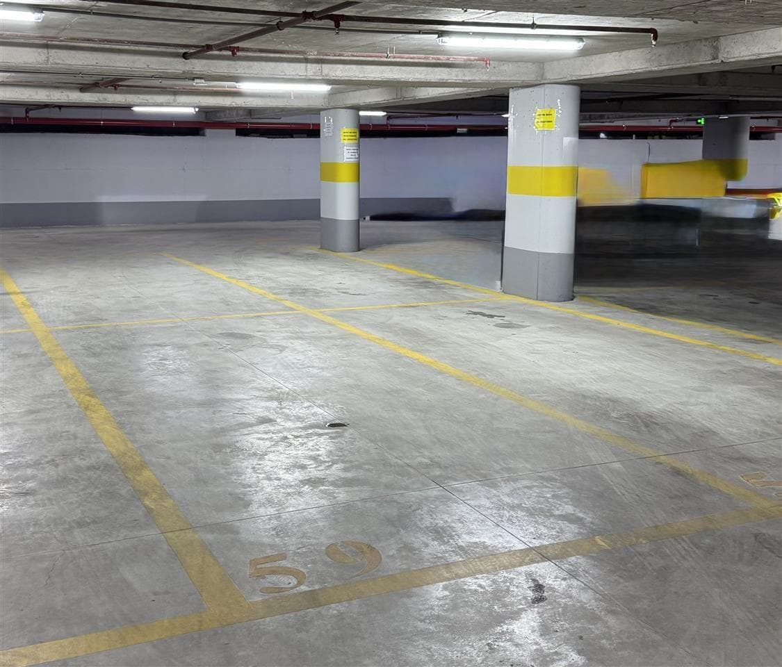 Garazh For Sale tek Square 21 complex, Tirana - 40,000€ | 18 m² 2