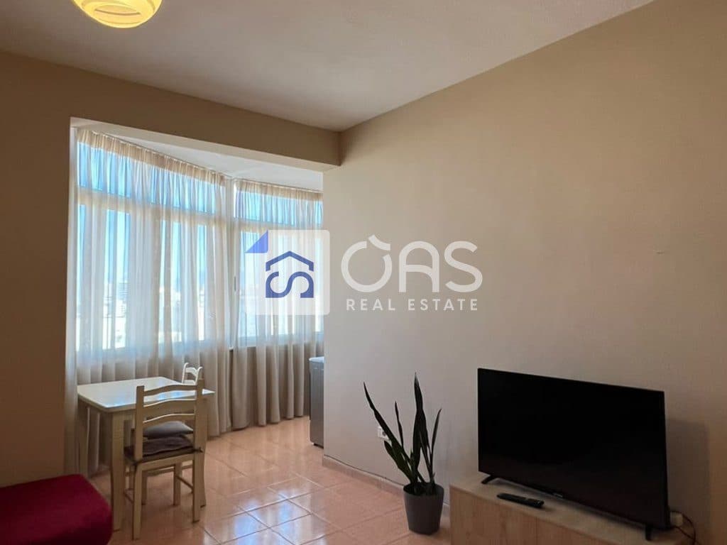 Jepet me qera apartament 1+1 Ne Qender 2