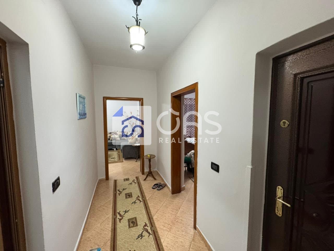 Jepet me qera apartamenti 2+1 laprak 2