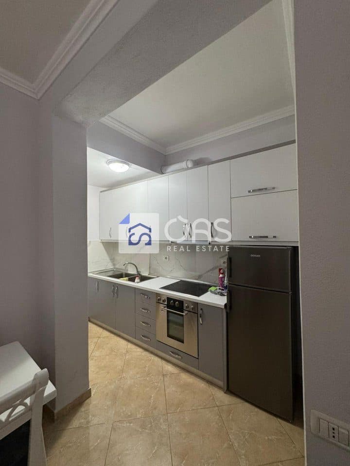 Jepet me qera apartamenti 1+1 porcelain 4