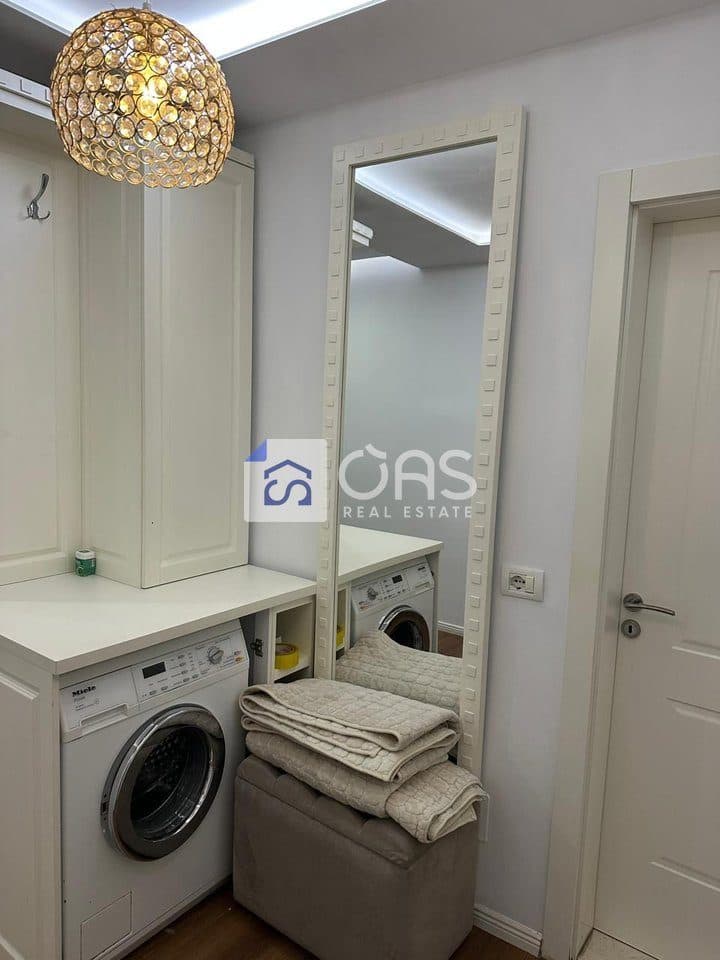 Jepet apartament me qera 1+1 tek Rruga e Dibres 4